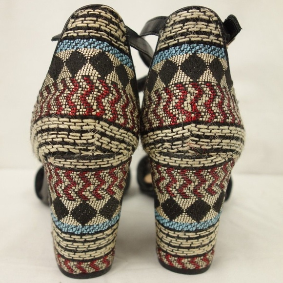 NWT French Blu Black Aztec Patterned Block Heel - Picture 5 of 8